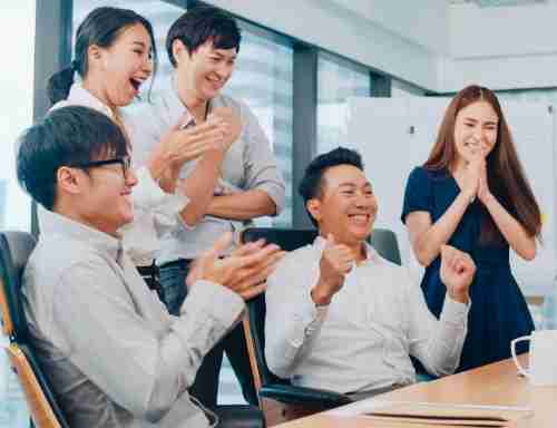 在万利学习、、、、成长茁壮